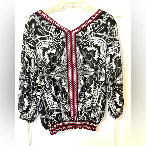 WHBM Medium Satin pullover V-neck top shirt Black Red White elastic waist - Picture 7 of 12